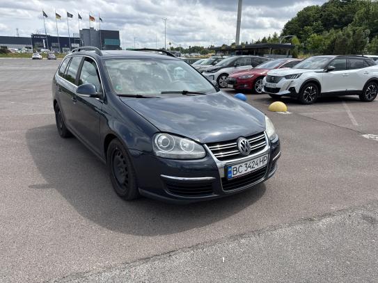 Volkswagen Golf
                            2008г. в рассрочку