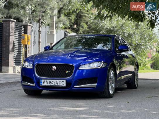 Jaguar Xf                              2016г. в рассрочку