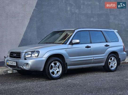 Subaru Forester 2005г. в рассрочку