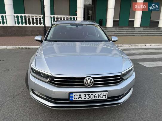 Volkswagen Passat 2015г. в рассрочку