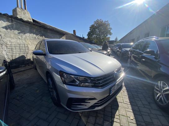 Volkswagen Passat 2016р. у розстрочку