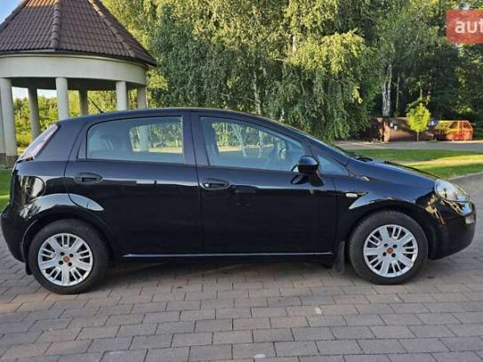 Fiat Grande punto
                    2013г. в рассрочку