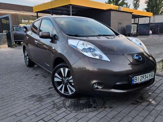 Nissan Leaf                            2016г. в рассрочку