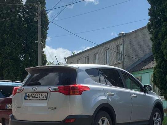 Toyota Rav4
                            2013г. в рассрочку