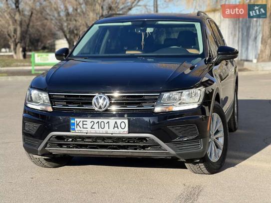 Volkswagen Tiguan                          2018г. в рассрочку