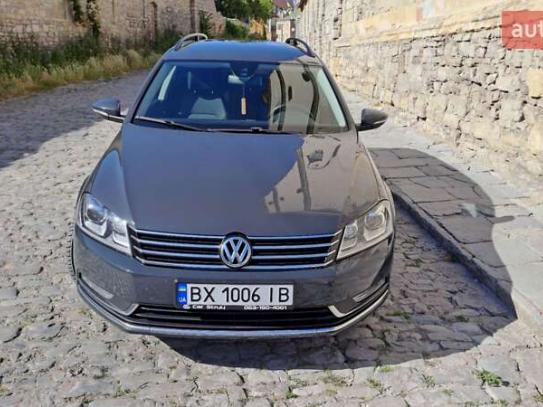 Volkswagen Passat                          2011г. в рассрочку