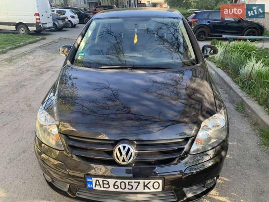 Volkswagen Golf plus 2006р. у розстрочку