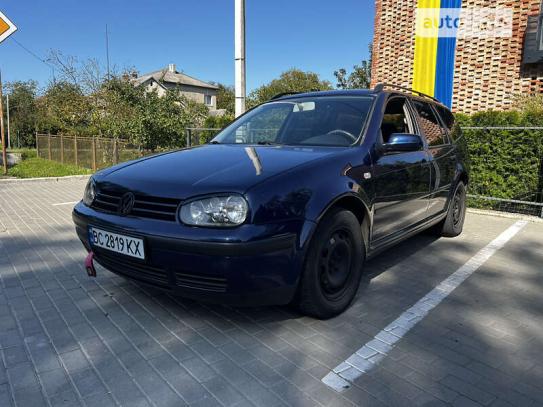 Volkswagen Golf 2000р. у розстрочку