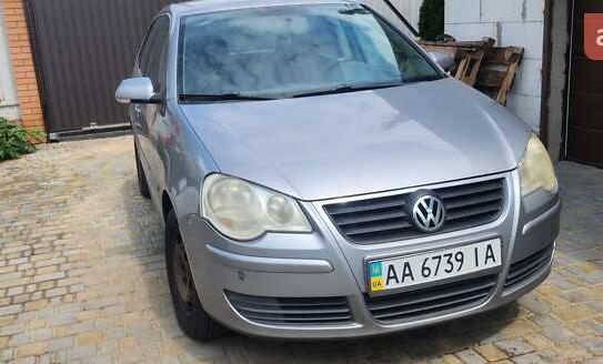 Volkswagen Polo                            2008г. в рассрочку