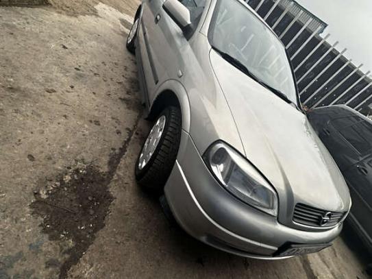 Opel Astra 2006р. у розстрочку