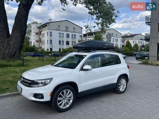 Volkswagen Tiguan                          2012г. в рассрочку