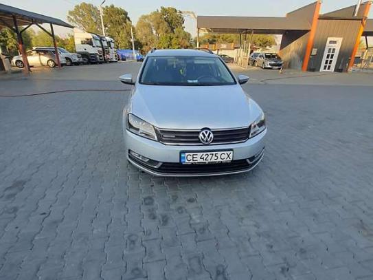 Volkswagen Passat 2012р. у розстрочку