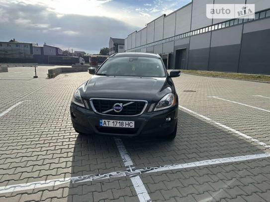 Volvo Xc60                            2010г. в рассрочку