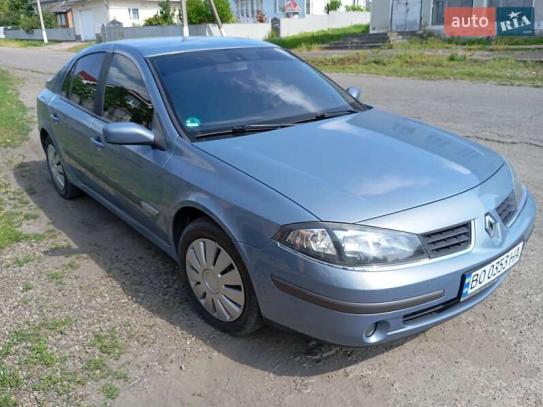 Renault Laguna                          2005г. в рассрочку