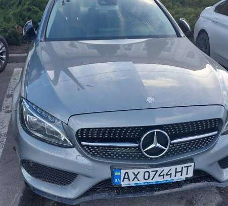 Mercedes-benz C 300
                           2016г. в рассрочку
