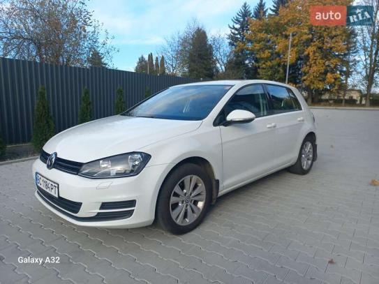 Volkswagen Golf 2016г. в рассрочку