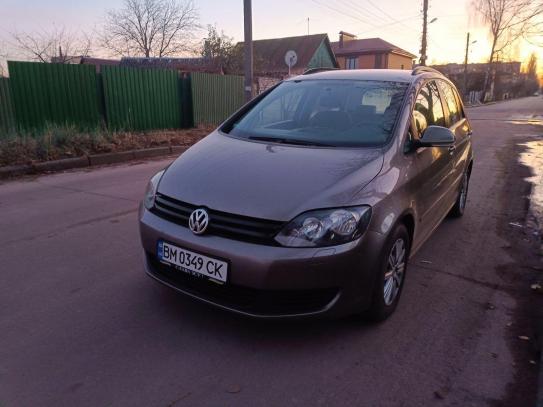 Volkswagen Golf plus 2009р. у розстрочку