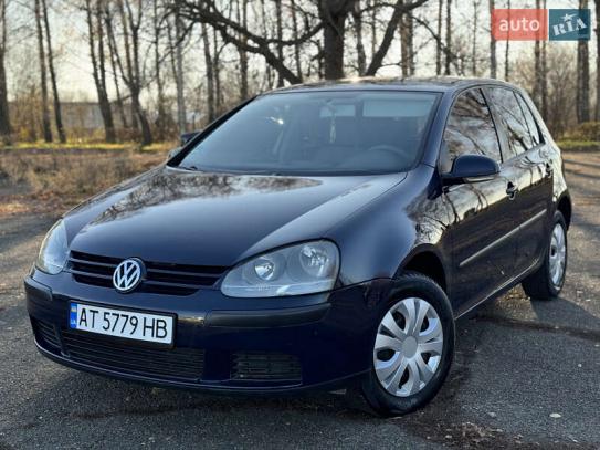 Volkswagen Golf 2004р. у розстрочку