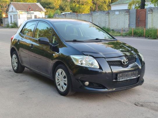 Toyota Auris 2008г. в рассрочку