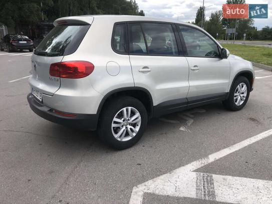 Volkswagen Tiguan                          2013г. в рассрочку