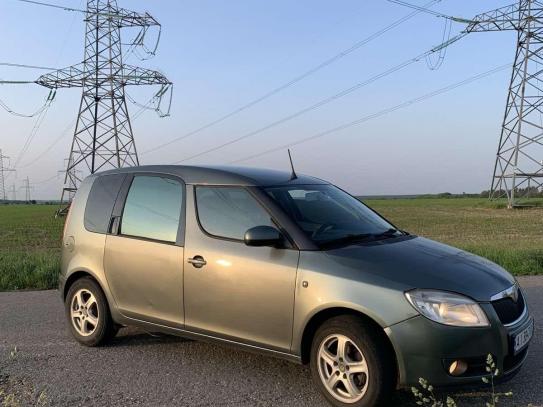 Skoda Roomster
                        2007г. в рассрочку