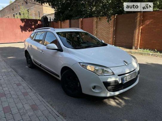 Renault Megane 2012г. в рассрочку