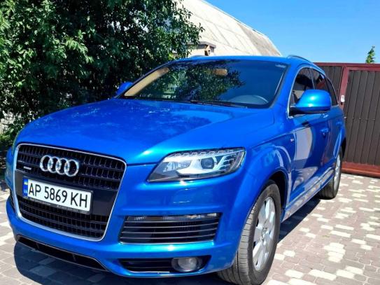 Audi Q7                              2008г. в рассрочку
