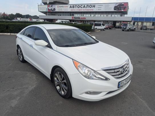 Hyundai Sonata 2013р. у розстрочку