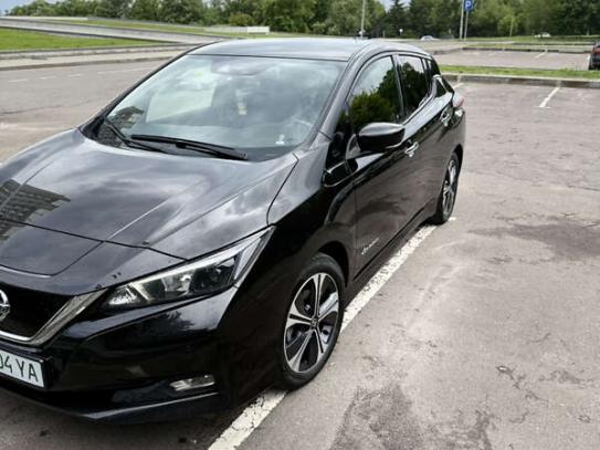 Nissan Leaf                            2018г. в рассрочку