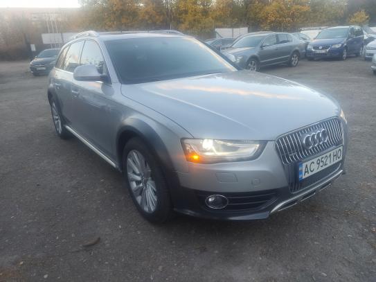 Audi A4 allroad 2015г. в рассрочку