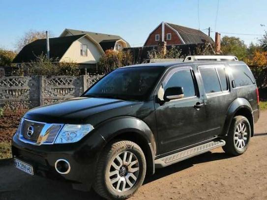 Nissan Pathfinder 2013г. в рассрочку