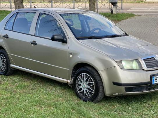 Skoda Fabia
                           2004г. в рассрочку
