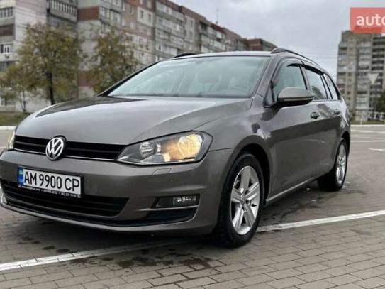 Volkswagen Golf 2016г. в рассрочку