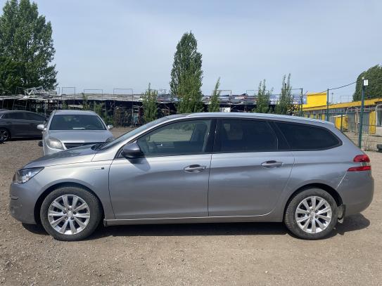 Peugeot 308                             2016г. в рассрочку