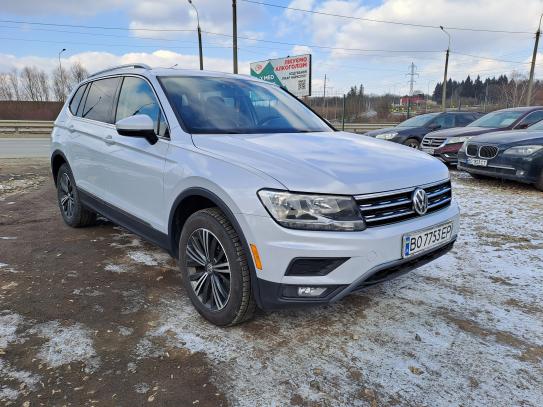 Volkswagen Tiguan                          2018г. в рассрочку