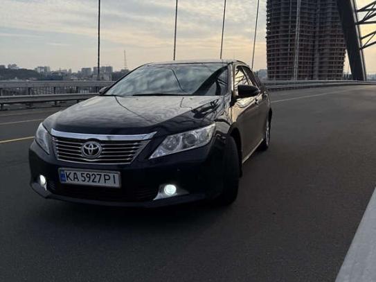 Toyota Camry 2012г. в рассрочку