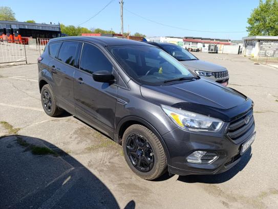 Ford Escape
                          2017г. в рассрочку