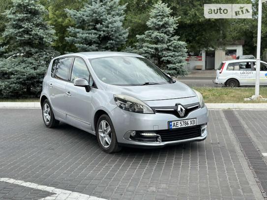 Renault Scenic 2014г. в рассрочку