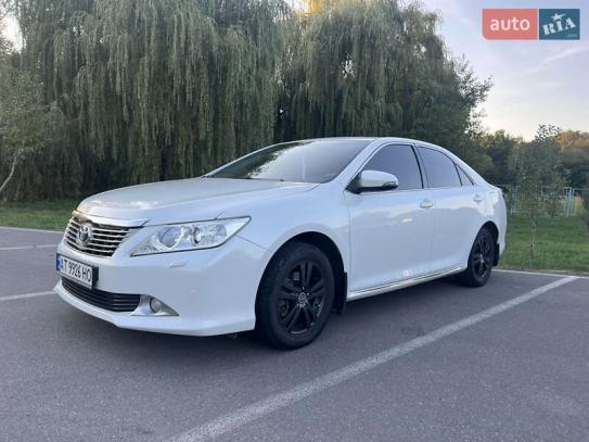 Toyota Camry 2012г. в рассрочку