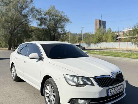 Skoda Superb 2013р. у розстрочку