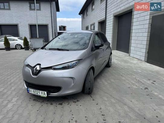 Renault Zoe                             2016г. в рассрочку