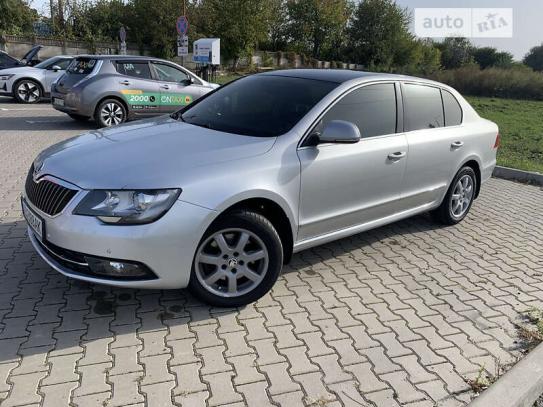 Skoda Superb 2015г. в рассрочку