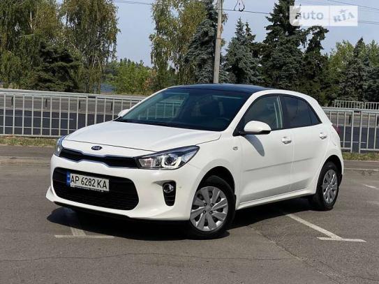 Kia Rio 2017г. в рассрочку