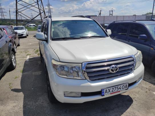 Toyota Land cruiser 200 2008р. у розстрочку