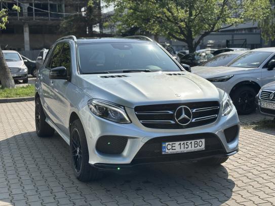 Mercedes-benz Gle 300d
                        2016г. в рассрочку