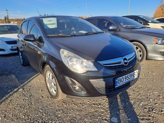 Opel Corsa 2012р. у розстрочку