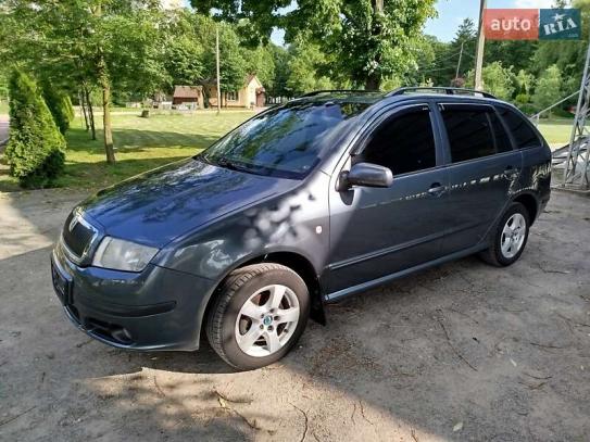 Skoda Fabia 2006р. у розстрочку