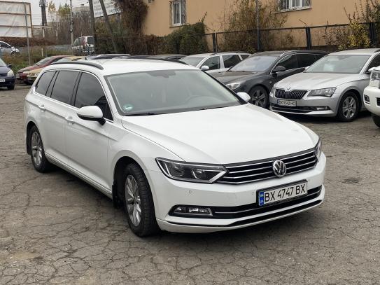 Volkswagen Passat 2017р. у розстрочку