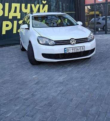 Volkswagen Jetta
                           2014г. в рассрочку