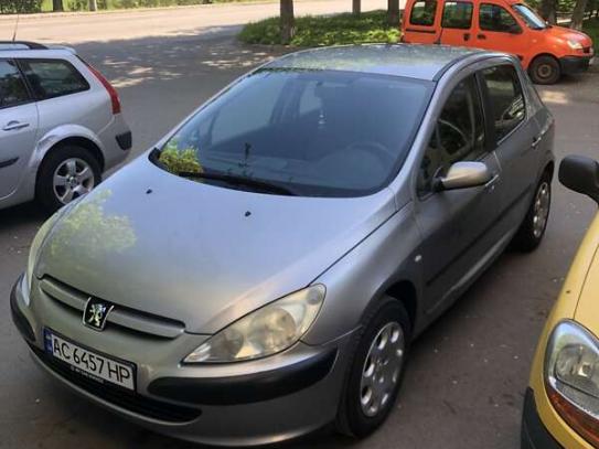 Peugeot 307
                             2005г. в рассрочку